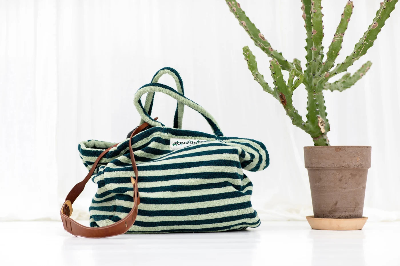 Naram Weekend Bag, Seafoam/Teal