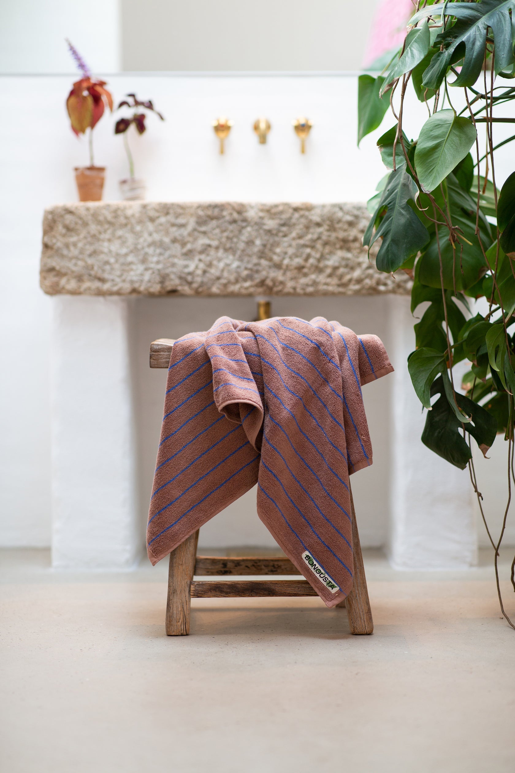 Naram Bath Towel, Camel/Ultramarine