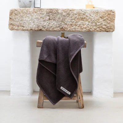 Naram Bathsheet, Coffee