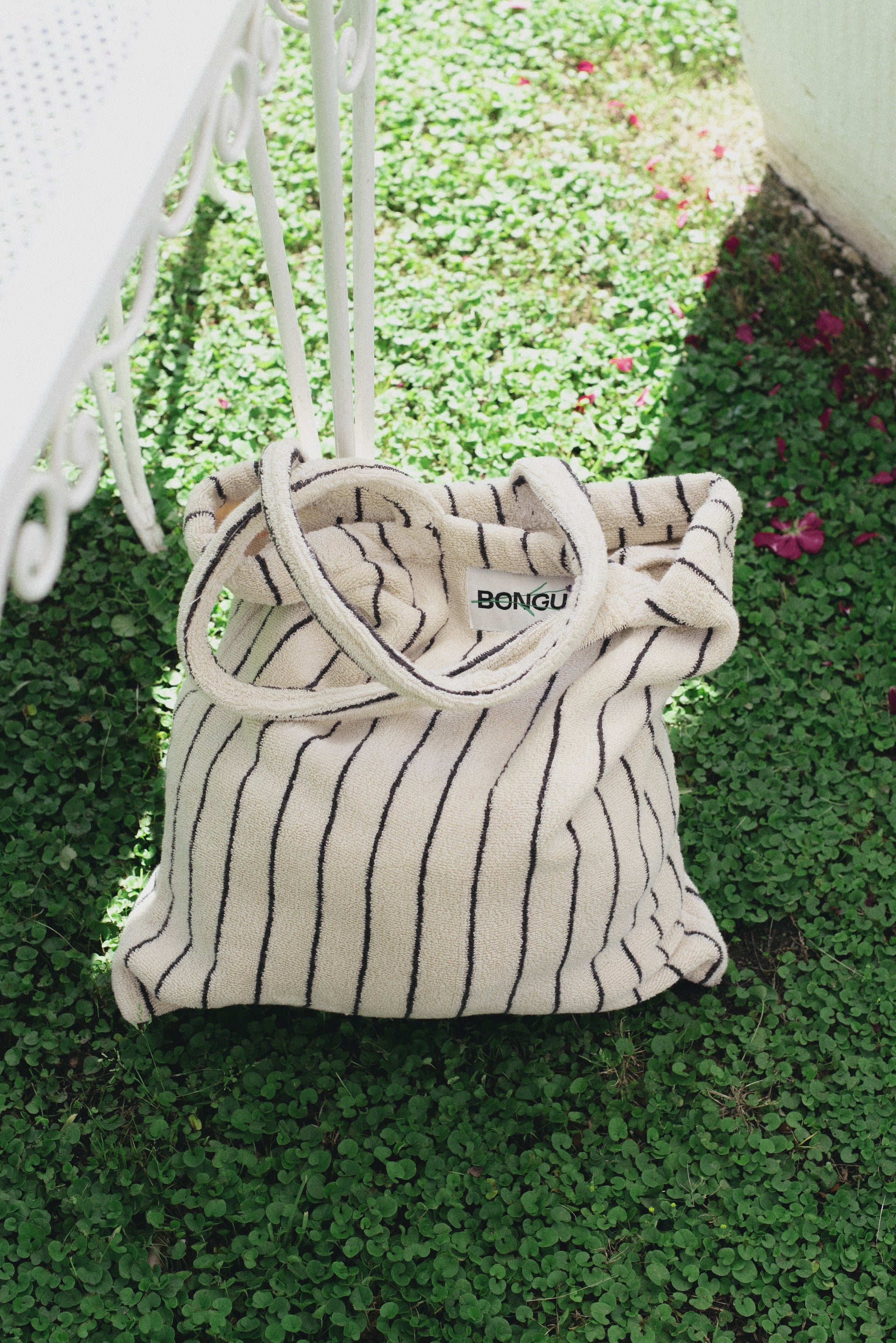 Naram Totebag, Creme/Ink