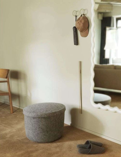 Hide Storage Pouf Small, Sand