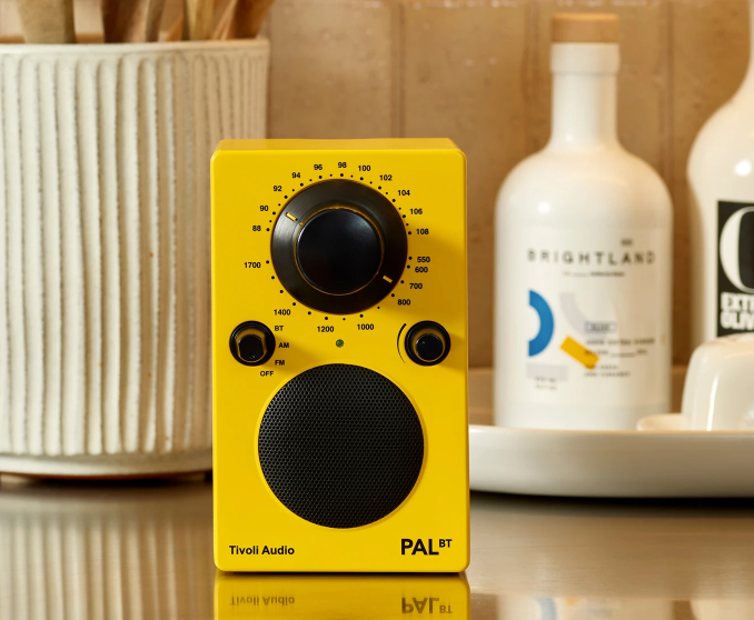 PAL Bluetooth Radio, Yellow