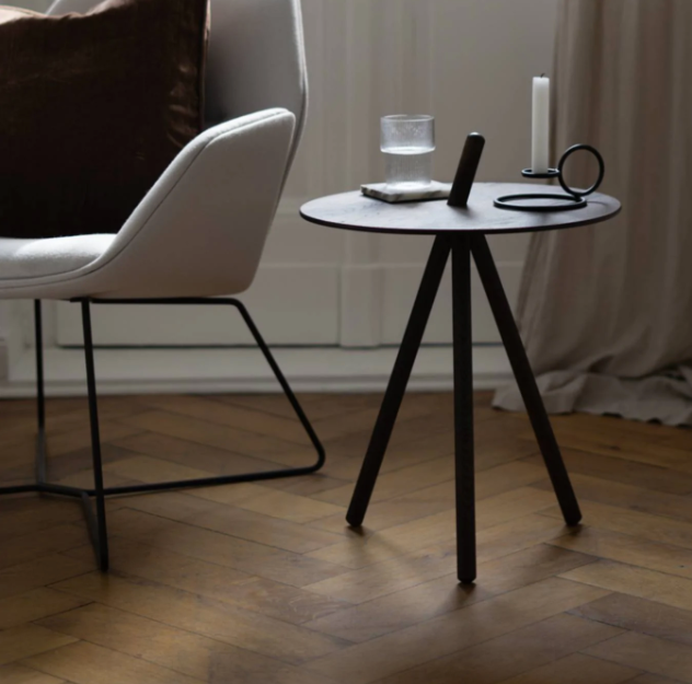 Come Here Side Table, Black