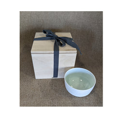 Porcelain Celadon Teabowl (in wooden box)