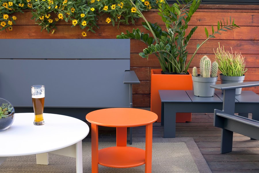 Lollygagger Round Side Table, Orange, 16"